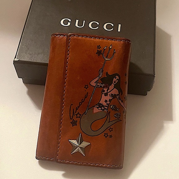Authentic Gucci 2009 Rare Frida Giannini Leather Mermaid 6 Key Holder - Picture 1 of 13